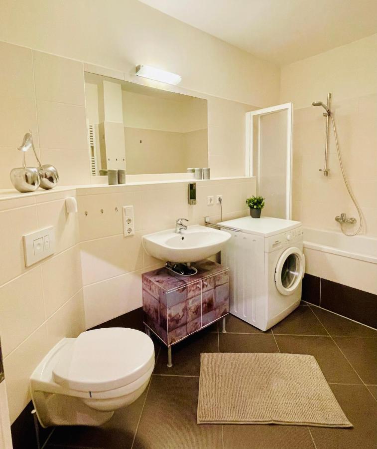 Edle Ferienwohnung - Industrial Style Drezda Kültér fotó