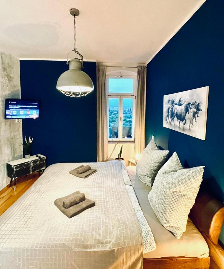 Edle Ferienwohnung - Industrial Style Drezda Kültér fotó