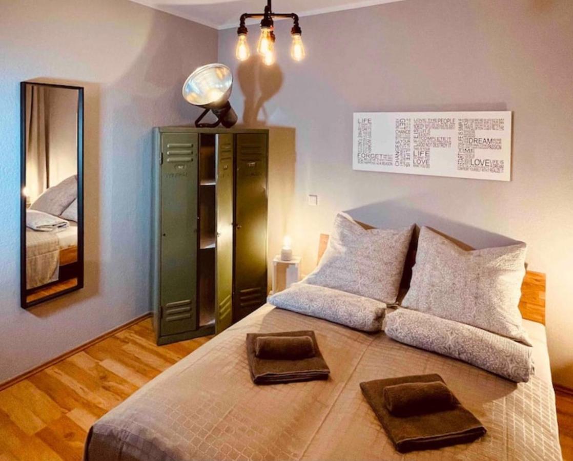 Edle Ferienwohnung - Industrial Style Drezda Kültér fotó