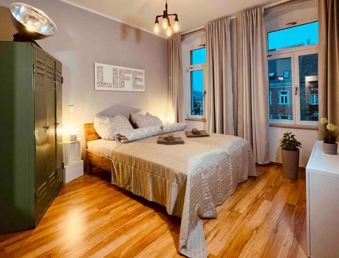 Edle Ferienwohnung - Industrial Style Drezda Kültér fotó